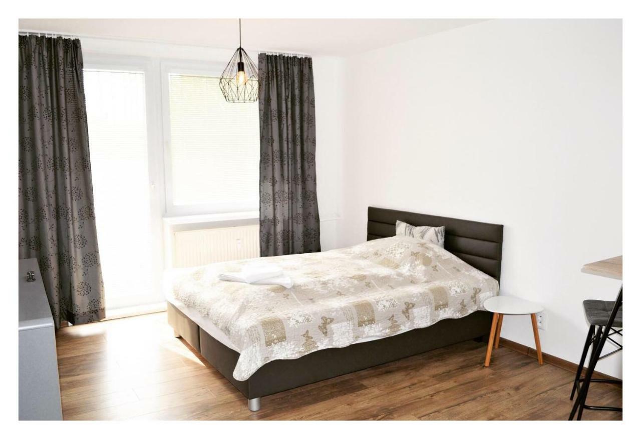 Sgl Apartments Lavickova Trenčín Kültér fotó