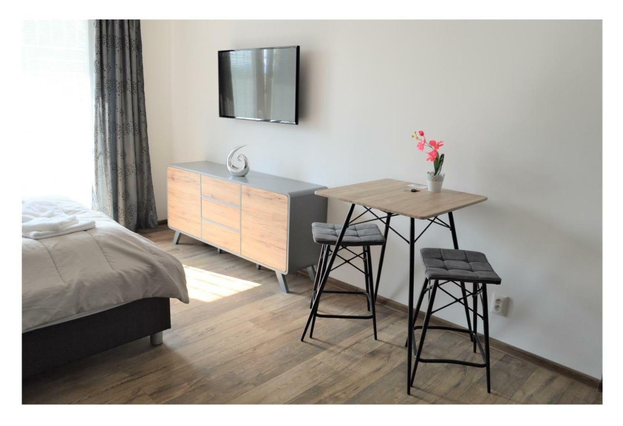 Sgl Apartments Lavickova Trenčín Kültér fotó